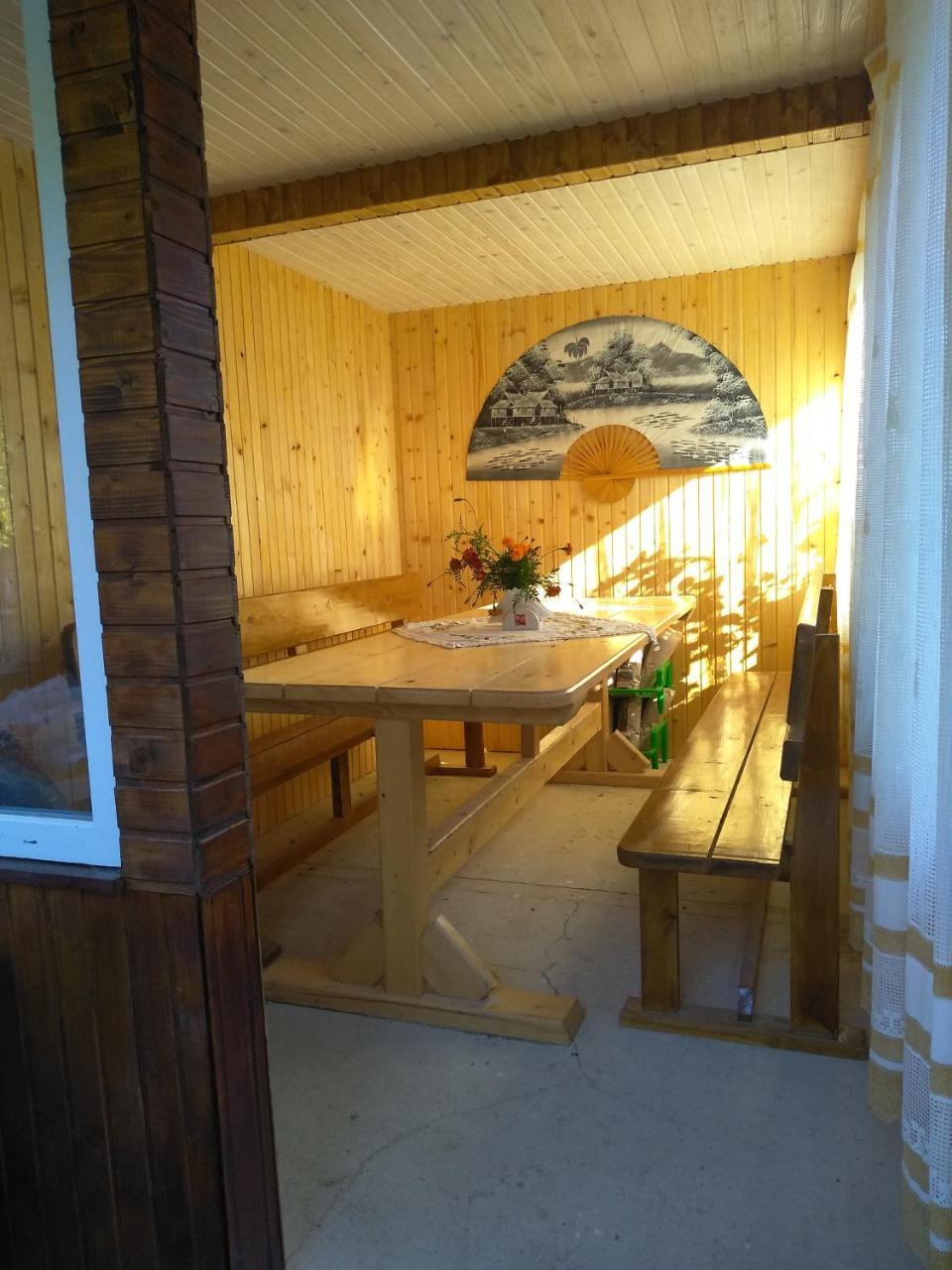 Карпатські Ночі Чан На Території Apartment Yaremche Bagian luar foto